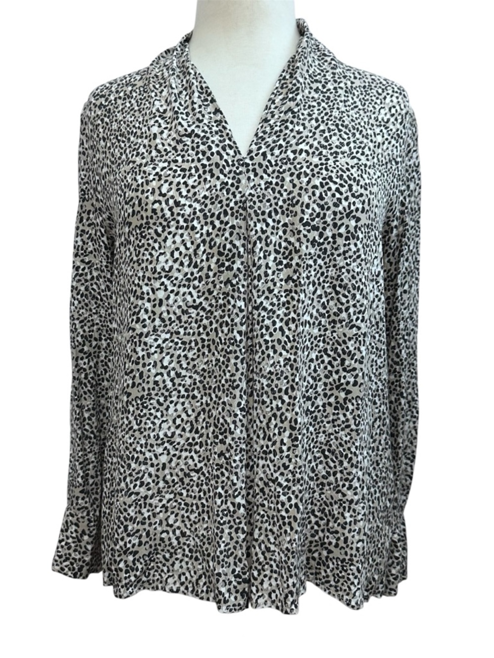 Tyler Boe 100% Silk Leopard Cheetah Print Blouse Top Medium